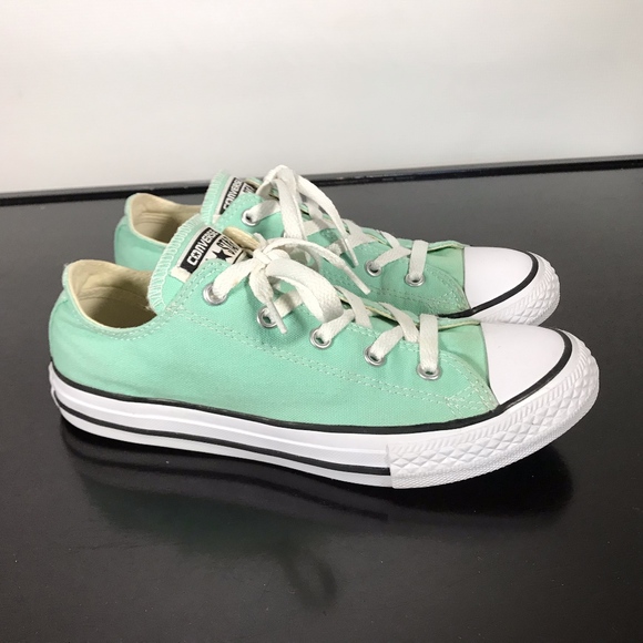 mint green converse size 3